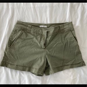 Hunter Green New York and Company Shorts. Size 4